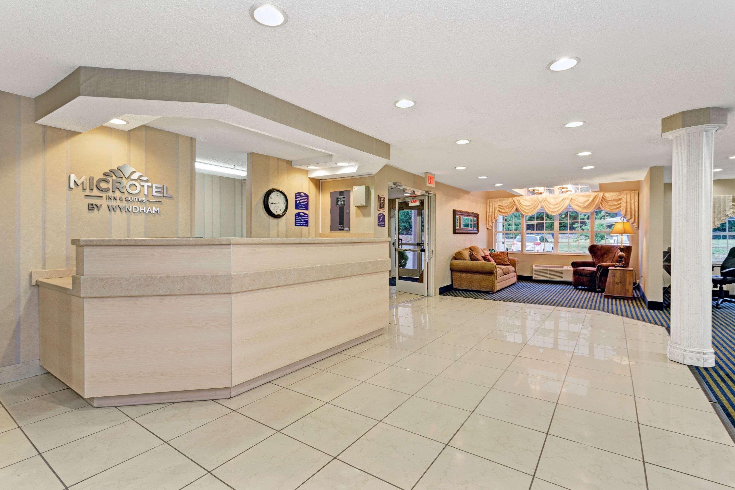 Microtel Inn & Suites By Wyndham Florence/Cincinnati Airpo Eksteriør billede