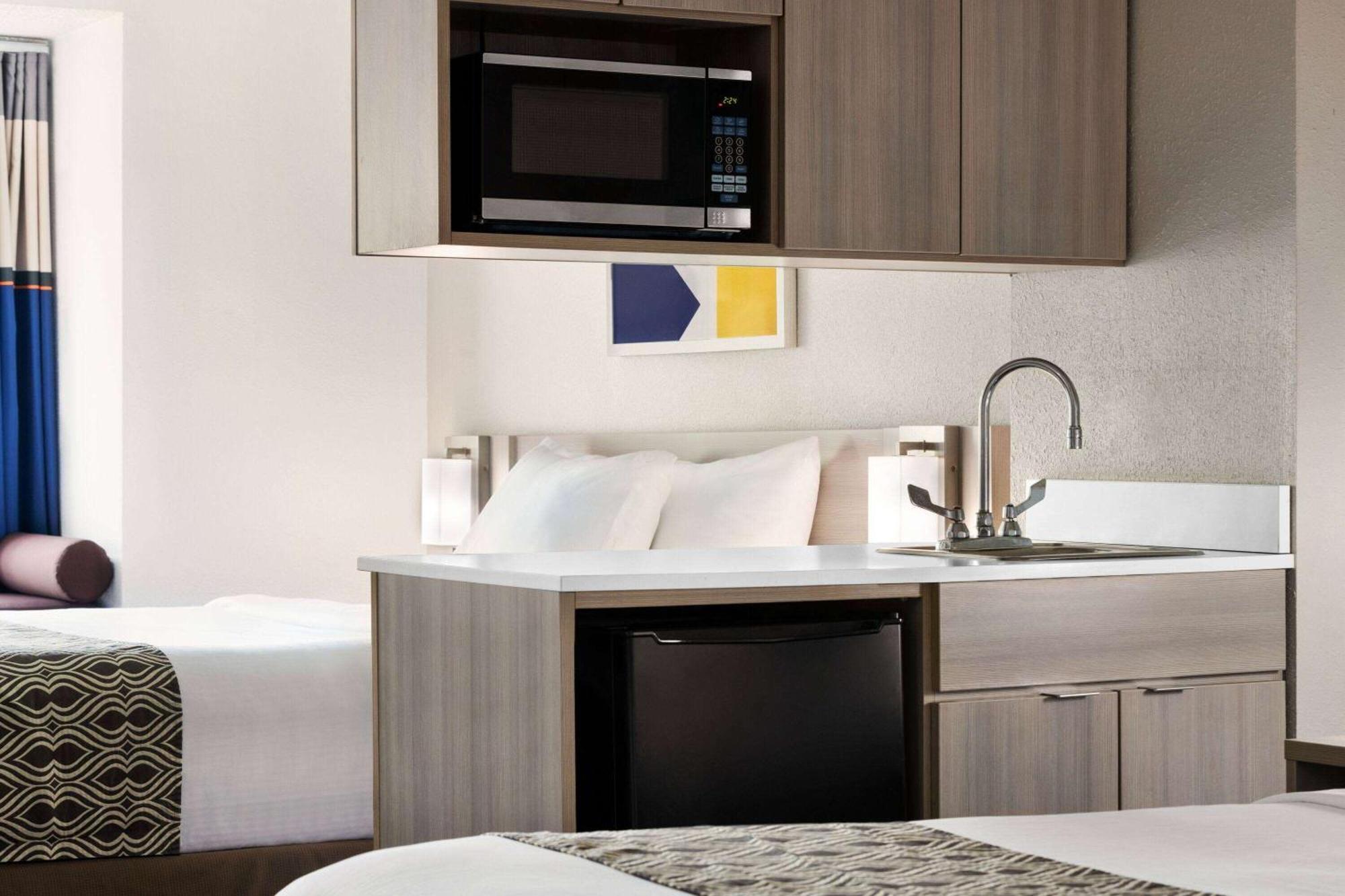 Microtel Inn & Suites By Wyndham Florence/Cincinnati Airpo Eksteriør billede
