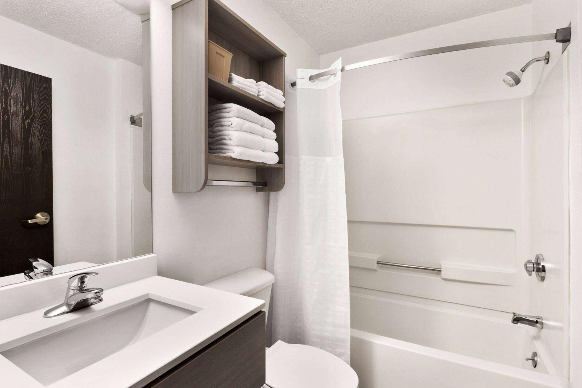 Microtel Inn & Suites By Wyndham Florence/Cincinnati Airpo Eksteriør billede